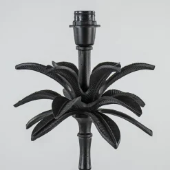 Mat zwarte vloerlamp Armata met palmbladeren>Straluma Shop