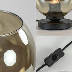 Trendy tafellamp met smoke glazen kap><noscript><img width=
